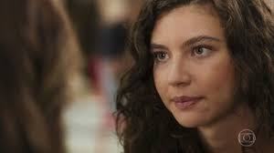 Rita não conta a Carla quem é o pai de sua filha