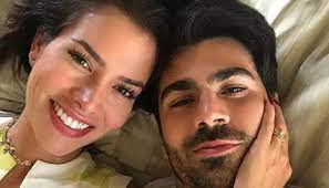 A pequena chama a atenção por ser muito parecida com a mamãe. Adriana Sant Anna E Rodrigao Decidem Mudar De Casa De Um Dia Para O Outro A Gente Nao Pensa
