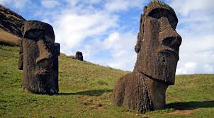 Although there are stone figures in other polynesian islands the largest finished statue reaches more than 30 feet or 9.14 meters and the smallest 6 feet or 1.80 meters. Easter Island Moai Statues Could Have Walked Out Of Quarries