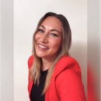 20+ Profile mit dem Suchbegriff „Evelyn“