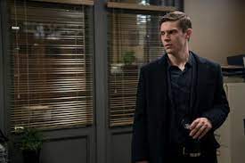 Mare Of Easttown Miniseries Trailers Featurette Images And Poster In 2021 Evan Peters Evan Image