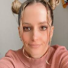 Isabella Karissa Carpenter (karissameleo1)