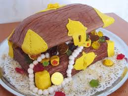 piraten kuchen leckere rezepte von geburtstagskuchen und torte in form der schatztruhe und schiff schatztruhe kuchen kuchen und torten rezepte kuchen und torten