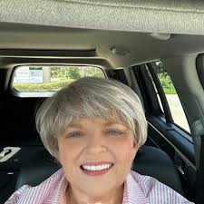 Love movies from 40s and 50s. So I'm a real fan of Turner classic movies.￼