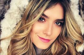 Laura maría tobón yepes (born 5 january 1990) is a colombian presenter, model, singer, and youtuber. Video Laura Tobon Aseguro Que No Se Caso Con Alvaro Rodriguez Por Dinero
