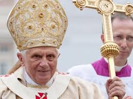Das wort plaudern ist bewusst gewählt. Rom Papst Benedikt Xvi Feiert Ostermesse Haz Hannoversche Allgemeine