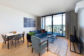 Only the most experienced and specialised property professionals are employed by us, which is why release property management is one of the fastest growing agencies within the region. Apartment Accommodation Geelong R Hotel Geelong