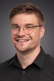 Ansprechpartner bei Riso • Riso Permanent Make-up