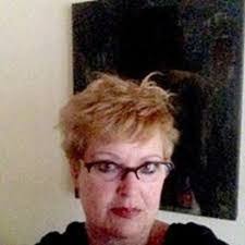 Penelope Knapp's Instagram, Twitter & Facebook