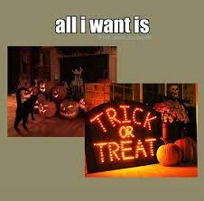 Halloween Facebook Meme In 2021 Memes Trick Or Treat Halloween