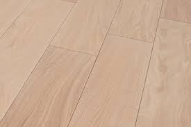 De plus, il vous facilitera grandement la tâche au niveau de. Parquet Massif Chene Nobless Huile Blanchi Parquet Massif Pas Cher