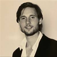 100+ "Zwecker" profiles