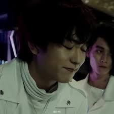 岸谷五朗 ハイアンドロー Cosplay: White Rascals Sword