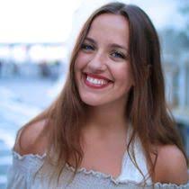 60 Festive Christmas Desserts To Get In The Holiday Spirit