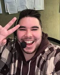 Gabriel Bates's Instagram, Twitter & Facebook