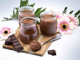 Mousses Au Chocolat Veganes Free The Pickle Recette En 2020 Recettes De Mousse Faire Fondre Du Chocolat Fondue Au Chocolat
