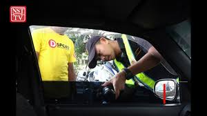 Tiada had ditetapkan untuk kegelapan cermin belakang kereta & penumpang bermula 8 mei 2019. Saman Pemandu Kenderaan Cermin Gelap Sahaja Metrotv