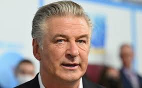 Trai hư' Hollywood Alec Baldwin: Sự nghiệp lẫy lừng và đời tư nhiều tai  tiếng