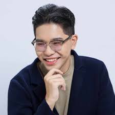 Specialize to Stand Out: The Power of Being the Only Choice