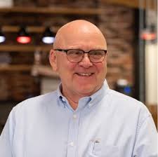 Got to celebrate my Vistage Worldwide, Inc. anniversary with one of my  faves, Todd Polderman and the best Chair, Dale Robinette. I am so grateful  for the peer advisory support system Vistage