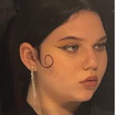 Lily Womack's Instagram, Twitter & Facebook