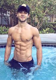 Pin Auf Damn That S Hot