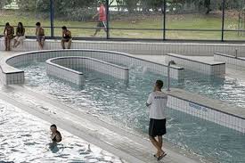 Piscine Maurice Thorez Du Palais Des Sports A Nanterre Horaires Tarifs Et Telephone Guide Piscine Fr