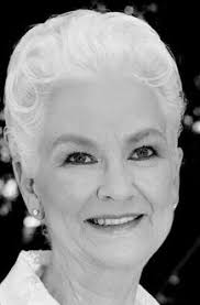 Джанет Пилгрим — фото — Кинопоиск