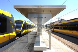 Rotas turísticas metro do porto Dez Anos E 400 Milhoes De Euros Depois A Linha Vermelha Do Metro Do Porto Perdeu Clientes Metro Do Porto Publico