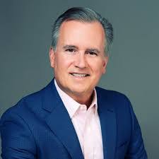 David Patron's Instagram, Twitter & Facebook