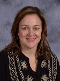 Mindy Horn's Instagram, Twitter & Facebook