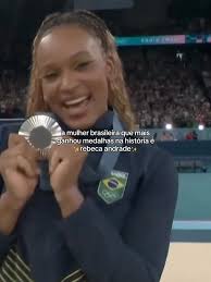 I tried the Death Loop 🚨 #korbutflip #deadloop #gymnastics #unevenbar...