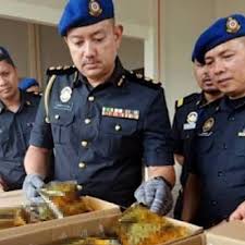 Lirik Seloka Hari Raya Fattah Amin Fazura