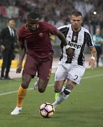 Termina la sua prima stagione a roma con 37 presenze complessive e 2 gol. Chelsea Send Scouts To Watch Roma Aces Antonio Rudiger And Radja Nainggolan Star Against Juventus
