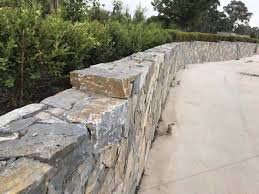 It's always best to see the stone in person before making a decision. Irregular Walling Stone Eyre Wall Cladding Schist Aussietecture Stone