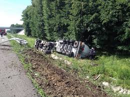 Popasului, mult mai la nord, legatura de altfel supraaglomerata si ea. Trafic Rutier Blocat Pe A3 Bucuresti Ploiesti Dupa Ce O Autocisterna Incarcata Cu Motorina Si Benzina S A Rasturnat Jurnalul Prahovean