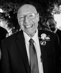 PAUL E. HERNANDEZ Dec. 9, 1932