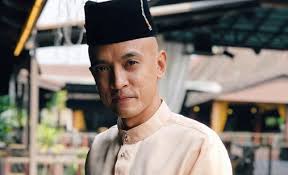 Tak puas di negara asalnya, artis malaysia ini tertantang berkarir di indonesia ~ liputan6.com bukan tanpa alasan bintang yang lahir di kuala lumpur pada 3 januari… Selepas Black Giliran Tomok Pula Minta Kerajaan Tidak Pinggirkan Golongan Artis