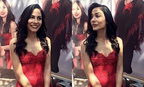 Sen kiminle dans ediyorsun filminin yönetmen koltuğunda burak aksak oturuyor. Anschauen Online Sen Kiminle Dans Ediyorsun Auf 2160 21 9 Cooljfiles