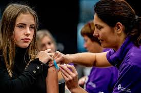 Deze wordt aangeraden aan verschillende risicogroepen. Ouders Die Kind Vaccinatie Onthouden Worden Aangesproken Op Gedrag Mazelenuitbraak In Haags Kinderdagverblijf Ad Nl