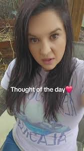 Shannon Trainor's Instagram, Twitter & Facebook