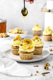 Ich ließ das topping also so, wie es war. Bananen Walnuss Cupcakes Mit Frischkase Topping
