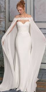 Hochzeitskleid spitze ballkleid kleid hochzeit braut designer kleider babysocken stricken königliche hochzeitskleider das kleid haute couture. Strapless Sleep Wedding Dress With Off The Shoulder Cape Wedding Dresses Unique Cape Wedding Dress Perfect Wedding Dress