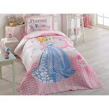 Unisex bir renk olan mavi yatak örtüleri içinde güzel bir tercih. Vanessa Tek Kisilik Kapitoneli Yatak Ortusu Pembe Fiyati