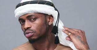 Popstjärna i Tanzania gripen för ”osedliga” bilder