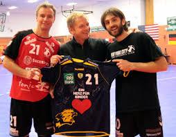 Henning fritz was born on september 21, 1974 in magdeburg, germany. Einsatz In Manhattan Von Erfolg Gekront Rhein Neckar Lowen Liqui Moly Handball Bundesliga