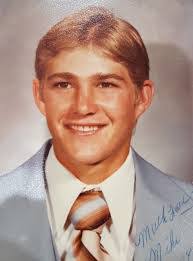 Aaron Dutcher's Instagram, Twitter & Facebook