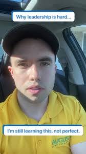 Derick Robbins's Instagram, Twitter & Facebook