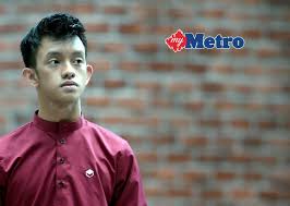 Listen to demi kita from ismail izzani's demi kita for free, and see the artwork, lyrics and similar artists. Ismail Izzani Tangguh Bedah