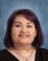 Lori Zarate's Instagram, Twitter & Facebook